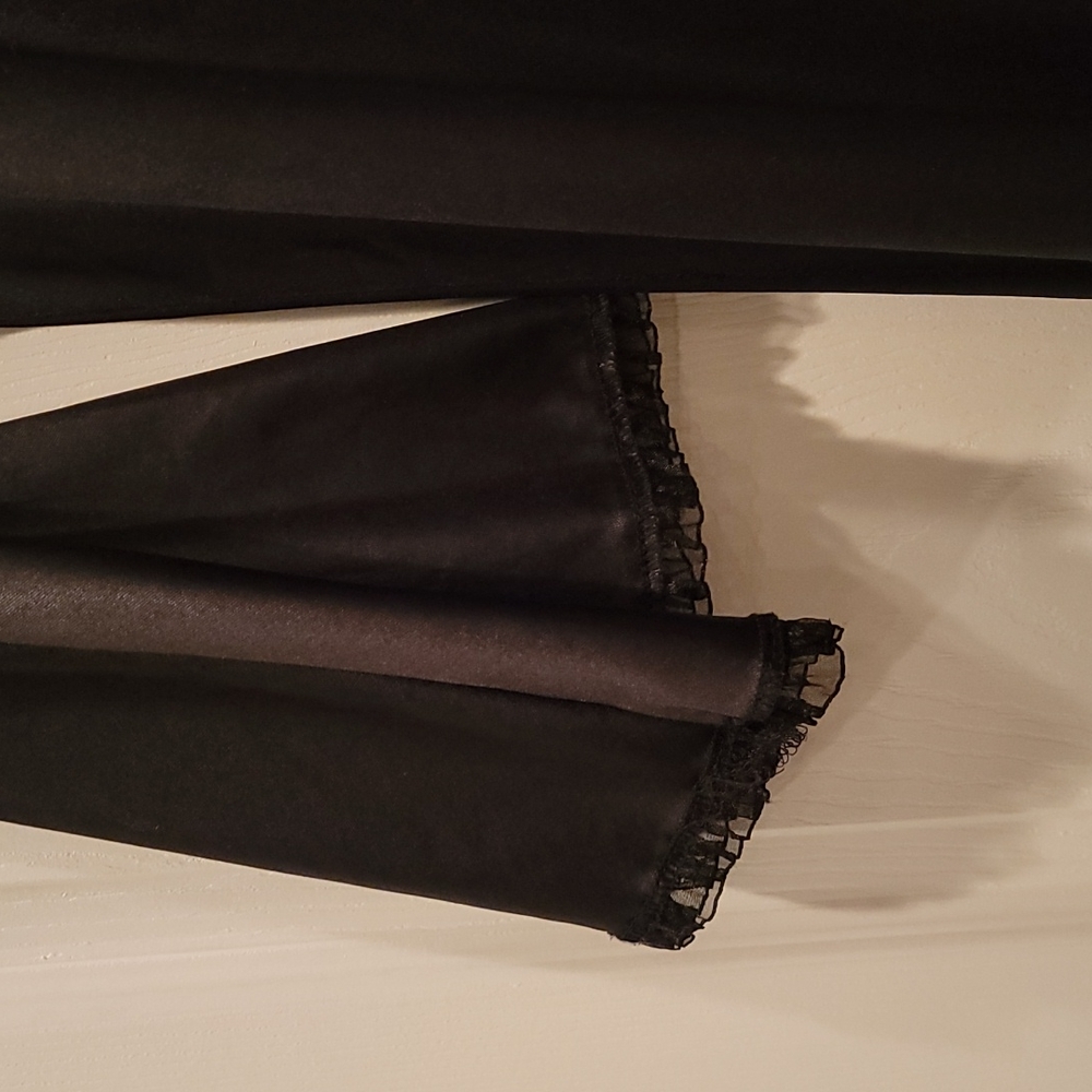 Discounted - Condition Good -Discounted - Spirit Halloween Costume - Witch Dress - Picture 3 of 5